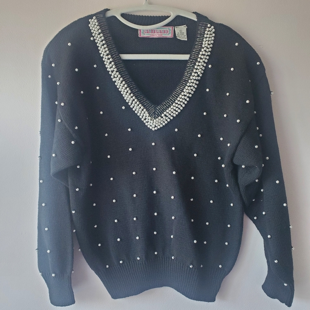 Amilano Collection VTG Women's Black Sweater Pearl Detailing Sz M Holiday Preppy